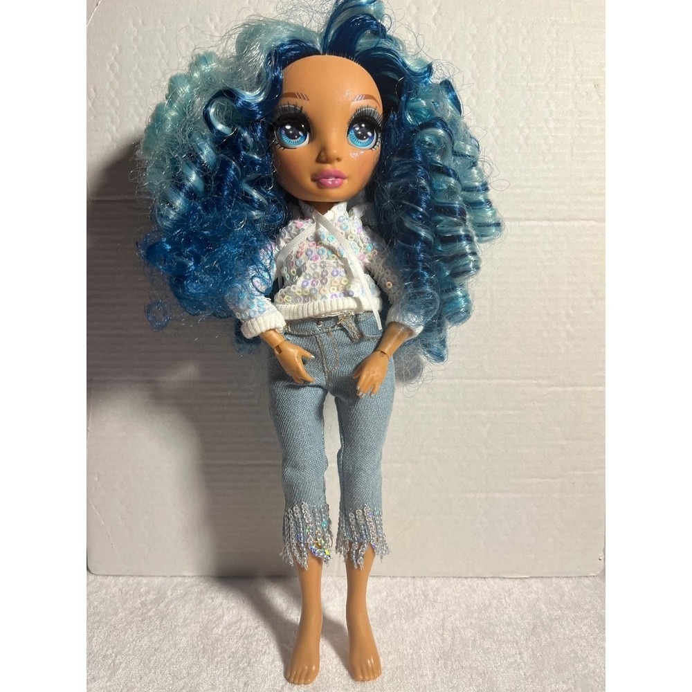 Rainbow High Winter Break Skylar Bradshaw Blue Hair Doll
